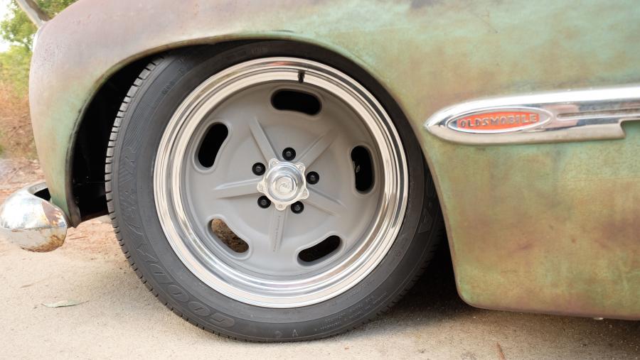 Колеса Oldsmobile Derelict Coupe by ICON 2016 года  (фото 21 из 30)